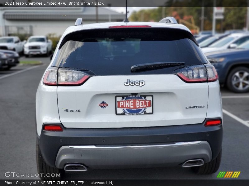 Bright White / Black 2021 Jeep Cherokee Limited 4x4