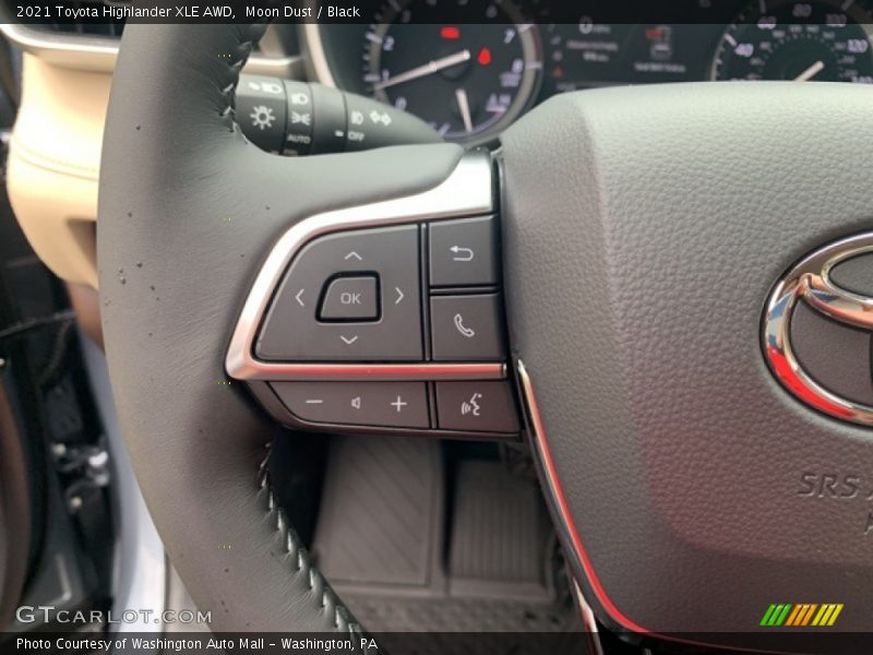  2021 Highlander XLE AWD Steering Wheel