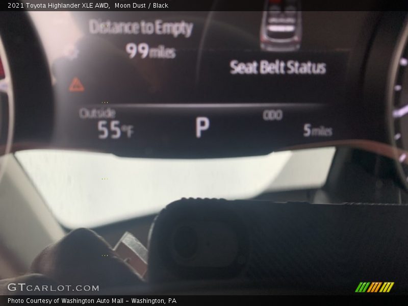 Moon Dust / Black 2021 Toyota Highlander XLE AWD
