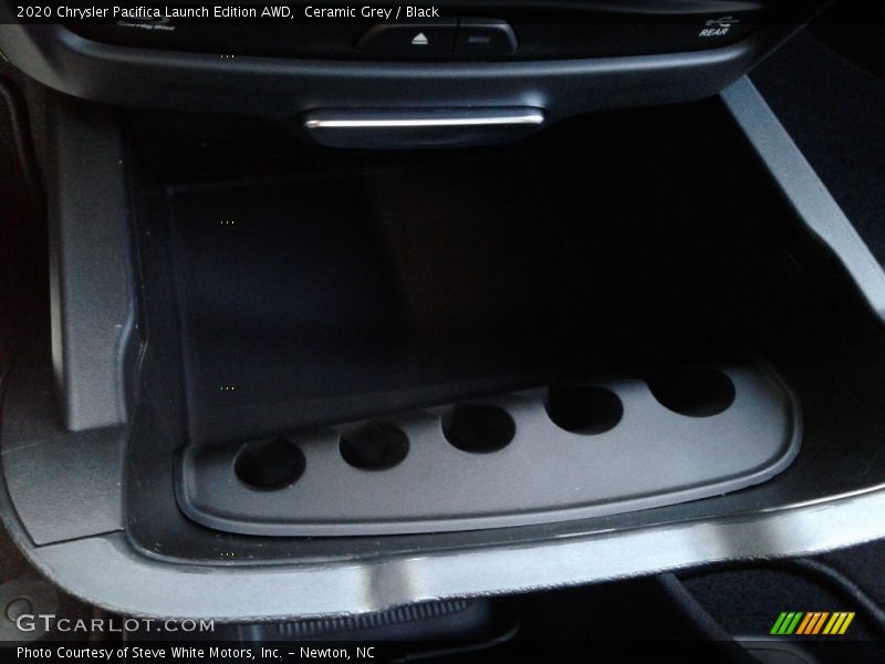 Ceramic Grey / Black 2020 Chrysler Pacifica Launch Edition AWD