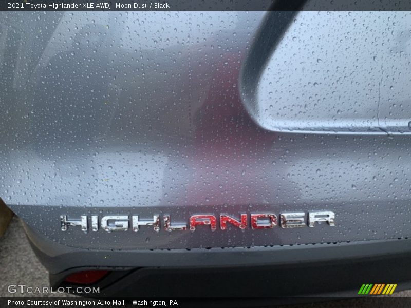 Moon Dust / Black 2021 Toyota Highlander XLE AWD