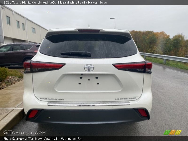 Blizzard White Pearl / Harvest Beige 2021 Toyota Highlander Limited AWD