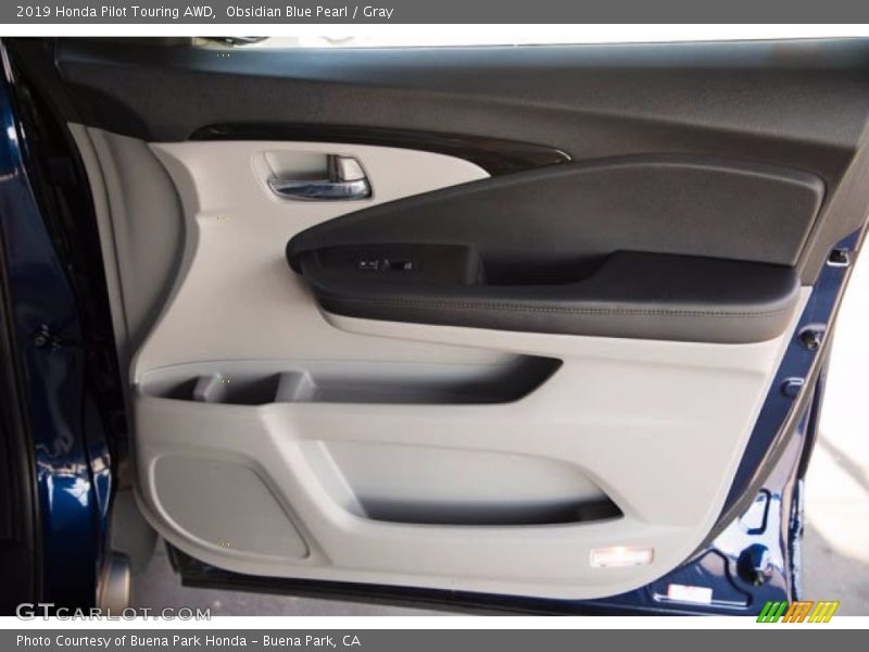 Obsidian Blue Pearl / Gray 2019 Honda Pilot Touring AWD