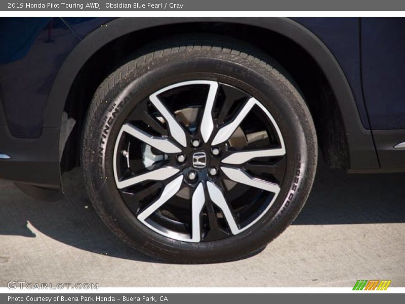 Obsidian Blue Pearl / Gray 2019 Honda Pilot Touring AWD