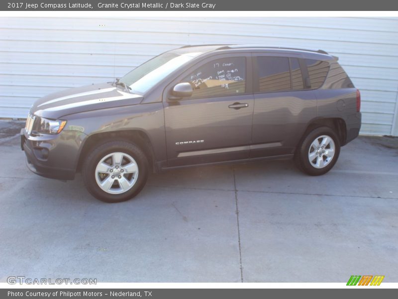 Granite Crystal Metallic / Dark Slate Gray 2017 Jeep Compass Latitude