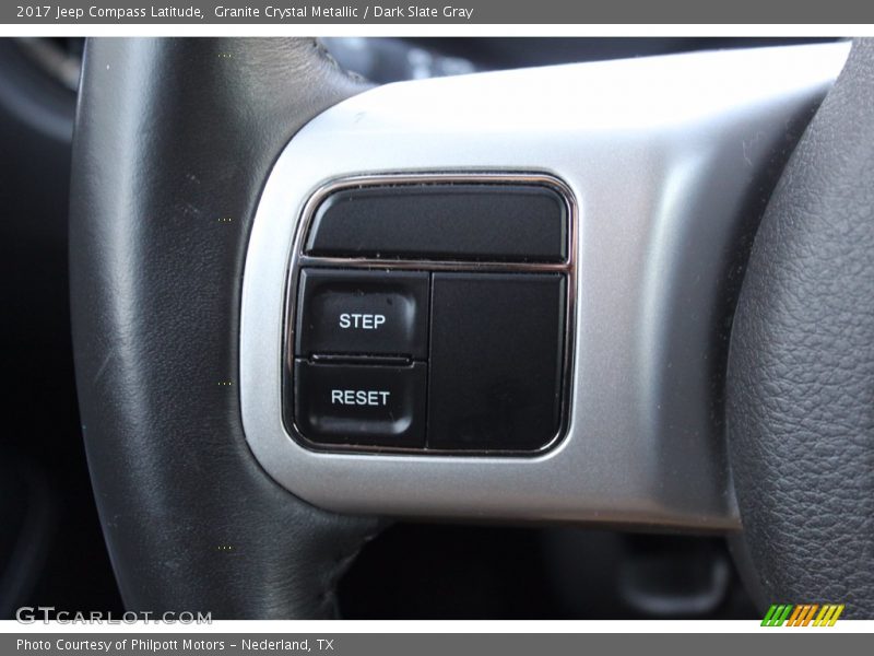 Granite Crystal Metallic / Dark Slate Gray 2017 Jeep Compass Latitude