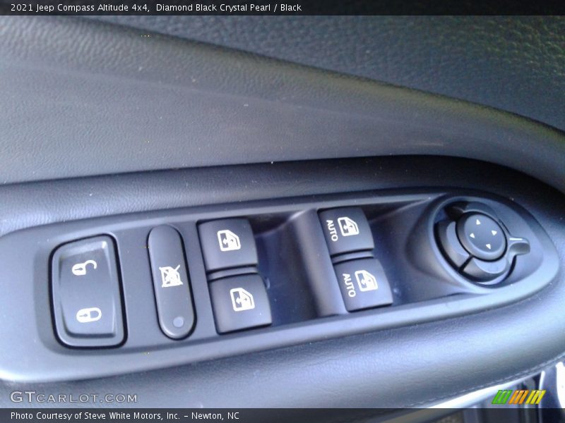 Diamond Black Crystal Pearl / Black 2021 Jeep Compass Altitude 4x4