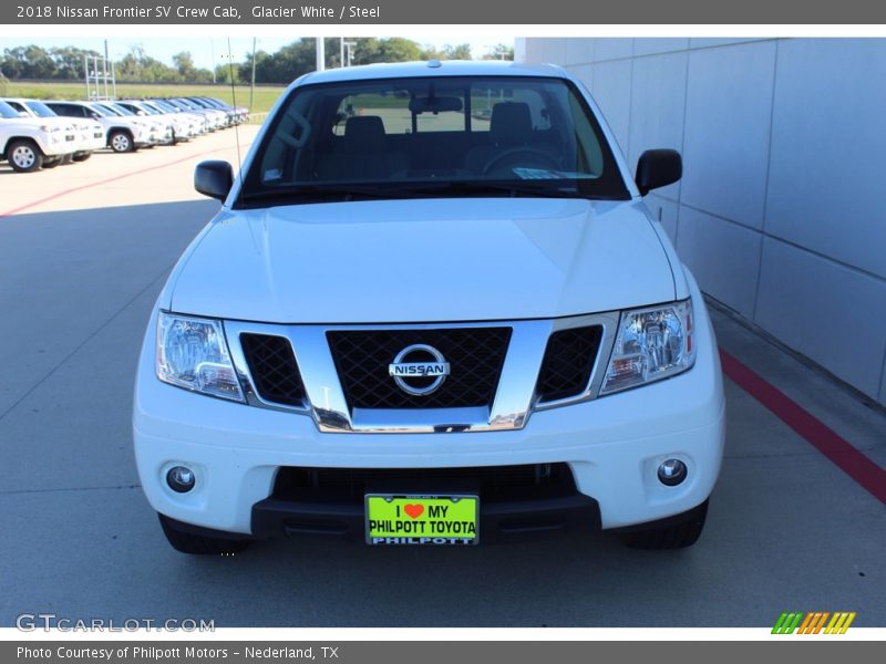Glacier White / Steel 2018 Nissan Frontier SV Crew Cab