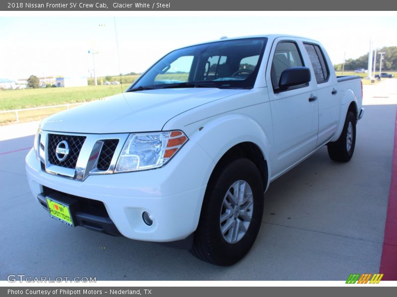 Glacier White / Steel 2018 Nissan Frontier SV Crew Cab