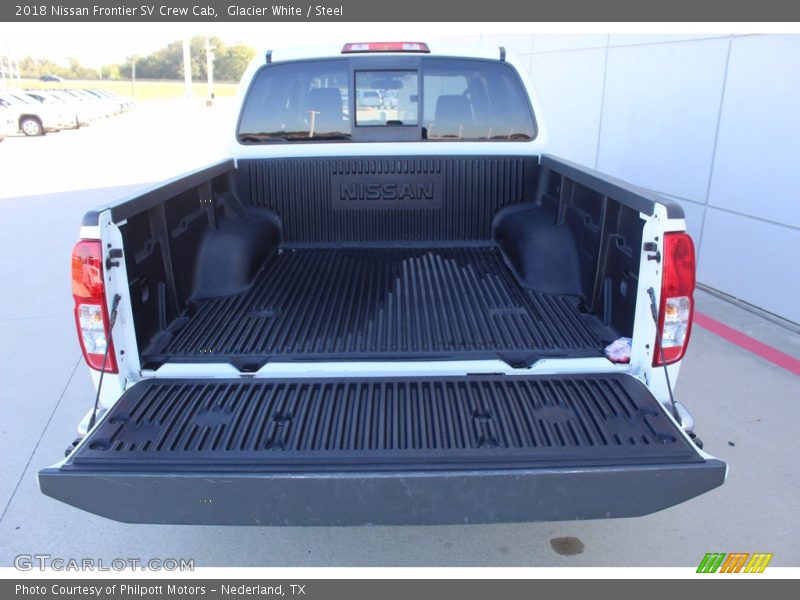Glacier White / Steel 2018 Nissan Frontier SV Crew Cab