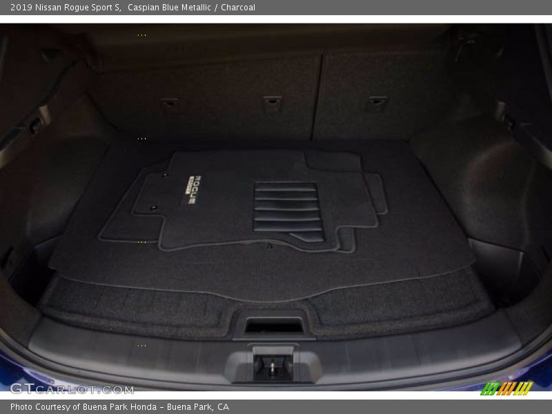 Caspian Blue Metallic / Charcoal 2019 Nissan Rogue Sport S