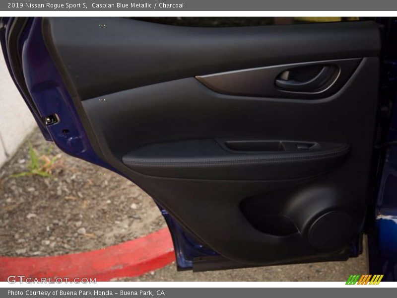 Caspian Blue Metallic / Charcoal 2019 Nissan Rogue Sport S