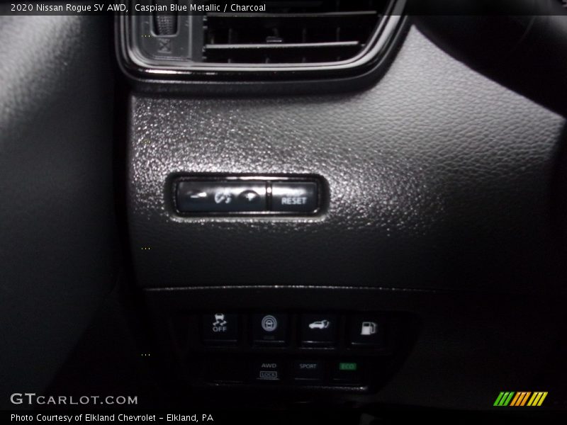 Caspian Blue Metallic / Charcoal 2020 Nissan Rogue SV AWD