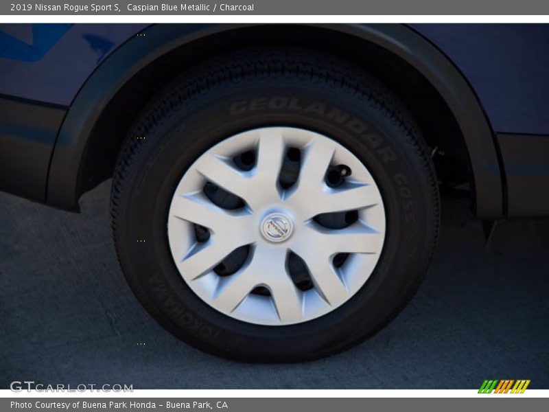 Caspian Blue Metallic / Charcoal 2019 Nissan Rogue Sport S