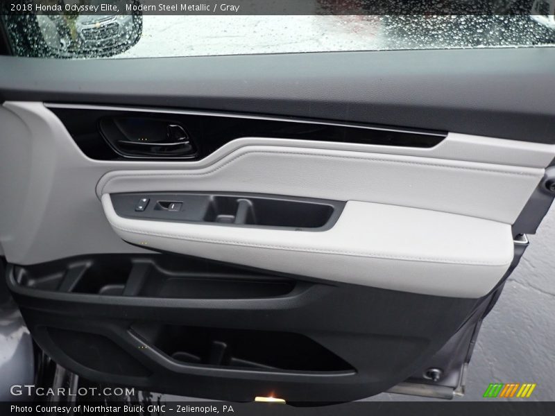 Modern Steel Metallic / Gray 2018 Honda Odyssey Elite