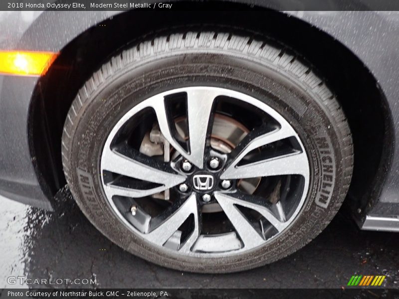 Modern Steel Metallic / Gray 2018 Honda Odyssey Elite