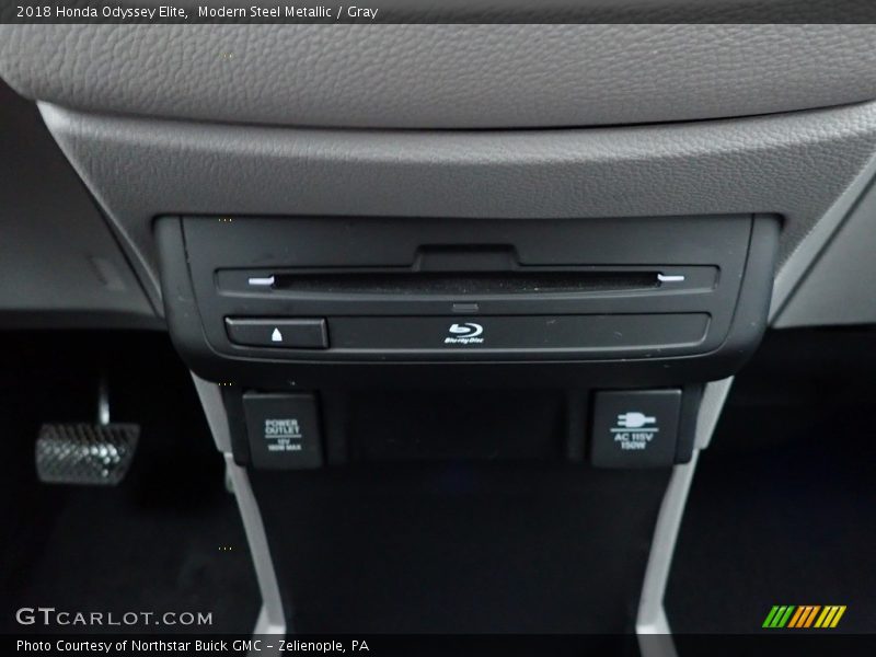 Modern Steel Metallic / Gray 2018 Honda Odyssey Elite