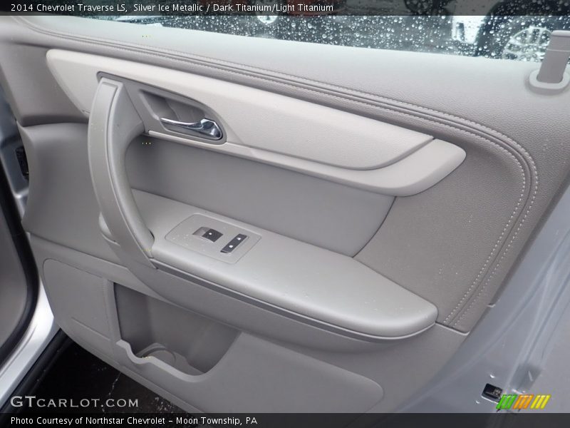 Silver Ice Metallic / Dark Titanium/Light Titanium 2014 Chevrolet Traverse LS