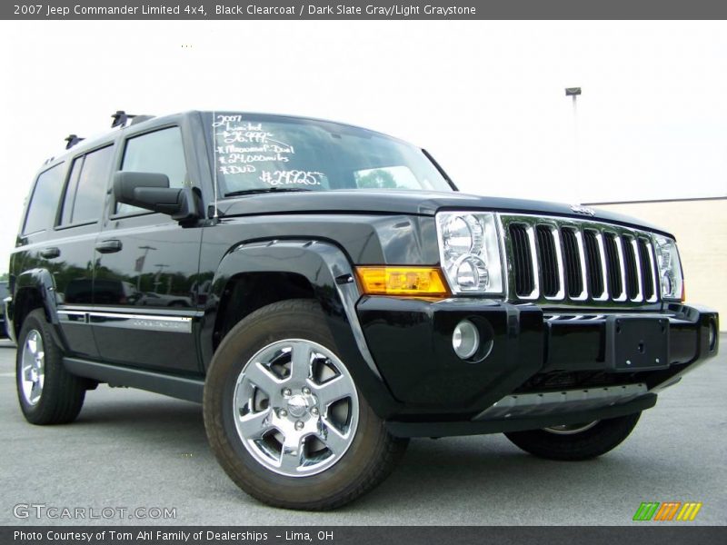Black Clearcoat / Dark Slate Gray/Light Graystone 2007 Jeep Commander Limited 4x4