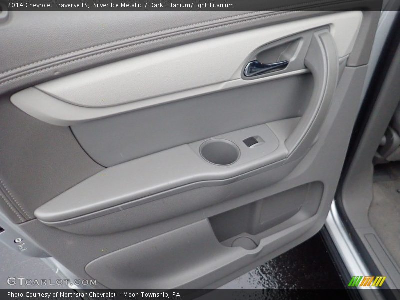 Silver Ice Metallic / Dark Titanium/Light Titanium 2014 Chevrolet Traverse LS