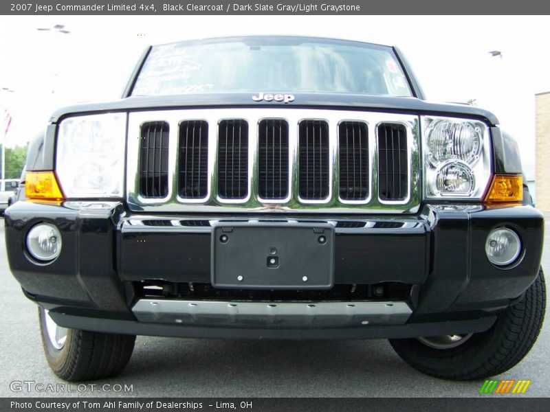 Black Clearcoat / Dark Slate Gray/Light Graystone 2007 Jeep Commander Limited 4x4