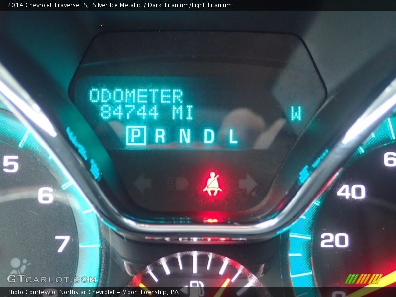 Silver Ice Metallic / Dark Titanium/Light Titanium 2014 Chevrolet Traverse LS