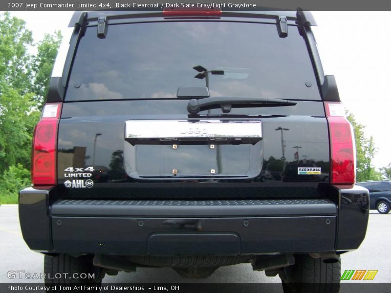 Black Clearcoat / Dark Slate Gray/Light Graystone 2007 Jeep Commander Limited 4x4