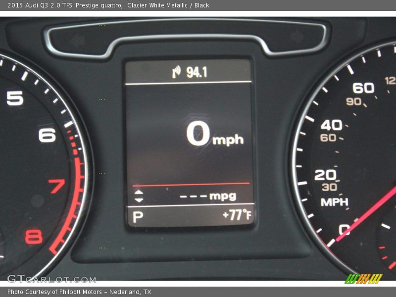 Glacier White Metallic / Black 2015 Audi Q3 2.0 TFSI Prestige quattro