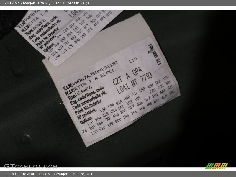 Black / Cornsilk Beige 2017 Volkswagen Jetta SE