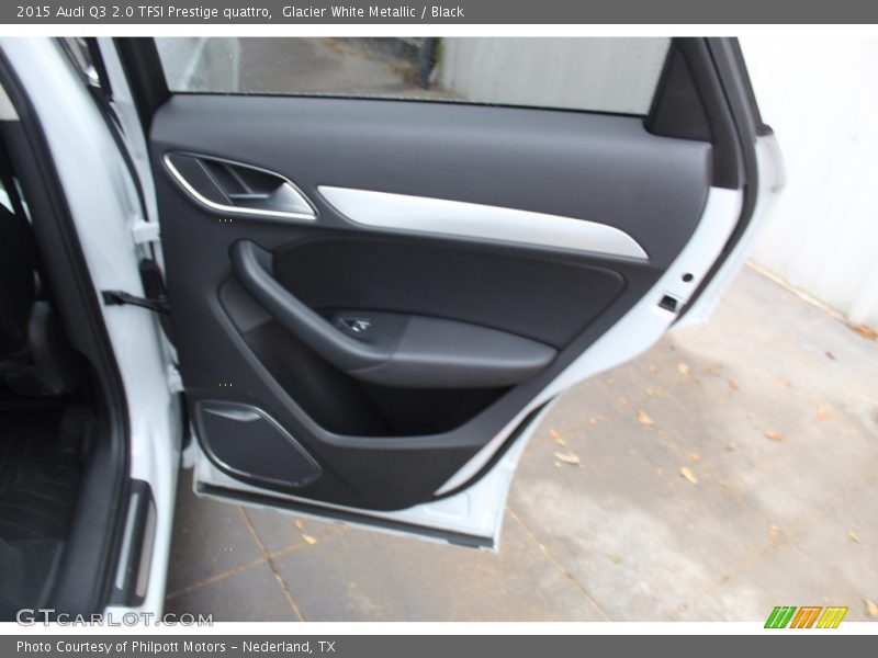 Glacier White Metallic / Black 2015 Audi Q3 2.0 TFSI Prestige quattro