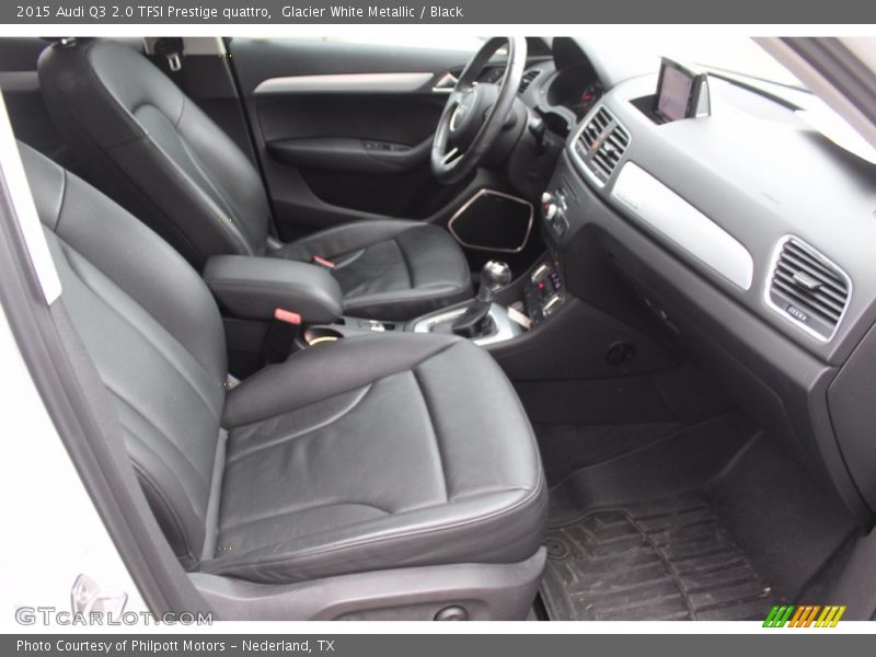 Glacier White Metallic / Black 2015 Audi Q3 2.0 TFSI Prestige quattro