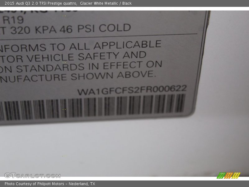 Glacier White Metallic / Black 2015 Audi Q3 2.0 TFSI Prestige quattro