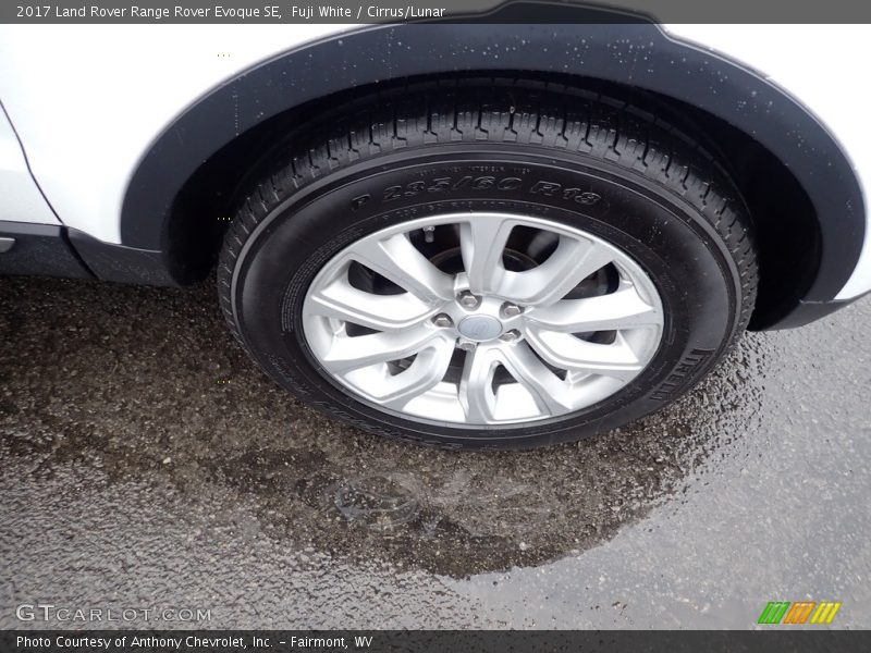 Fuji White / Cirrus/Lunar 2017 Land Rover Range Rover Evoque SE