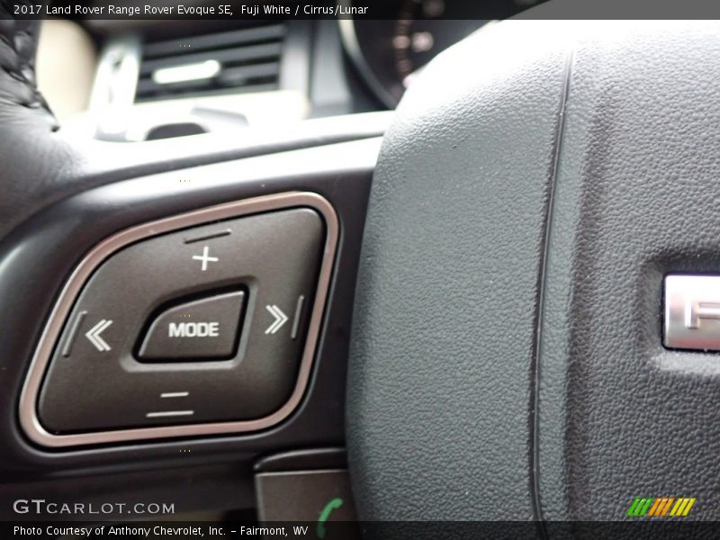 Fuji White / Cirrus/Lunar 2017 Land Rover Range Rover Evoque SE