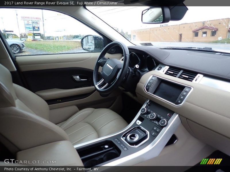 Fuji White / Cirrus/Lunar 2017 Land Rover Range Rover Evoque SE
