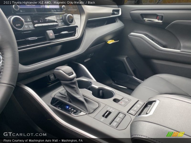  2021 Highlander XLE AWD 8 Speed Automatic Shifter