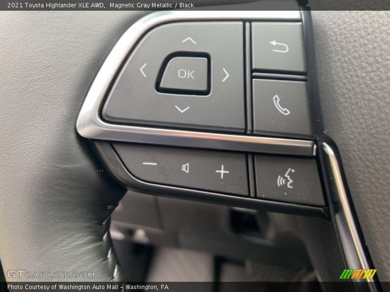  2021 Highlander XLE AWD Steering Wheel