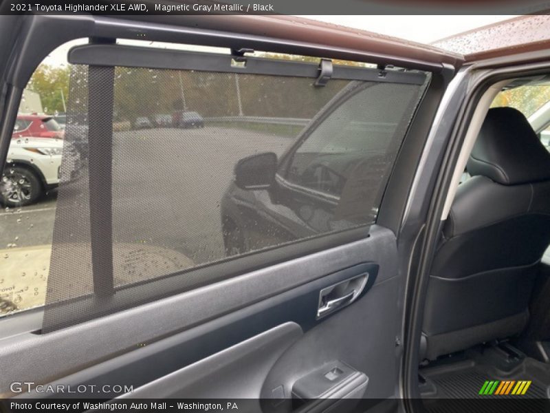Magnetic Gray Metallic / Black 2021 Toyota Highlander XLE AWD