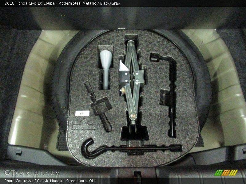 Modern Steel Metallic / Black/Gray 2018 Honda Civic LX Coupe