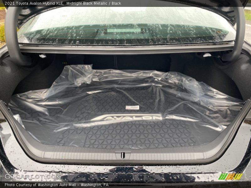 Midnight Black Metallic / Black 2021 Toyota Avalon Hybrid XLE