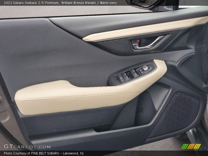 Brilliant Bronze Metallic / Warm Ivory 2021 Subaru Outback 2.5i Premium