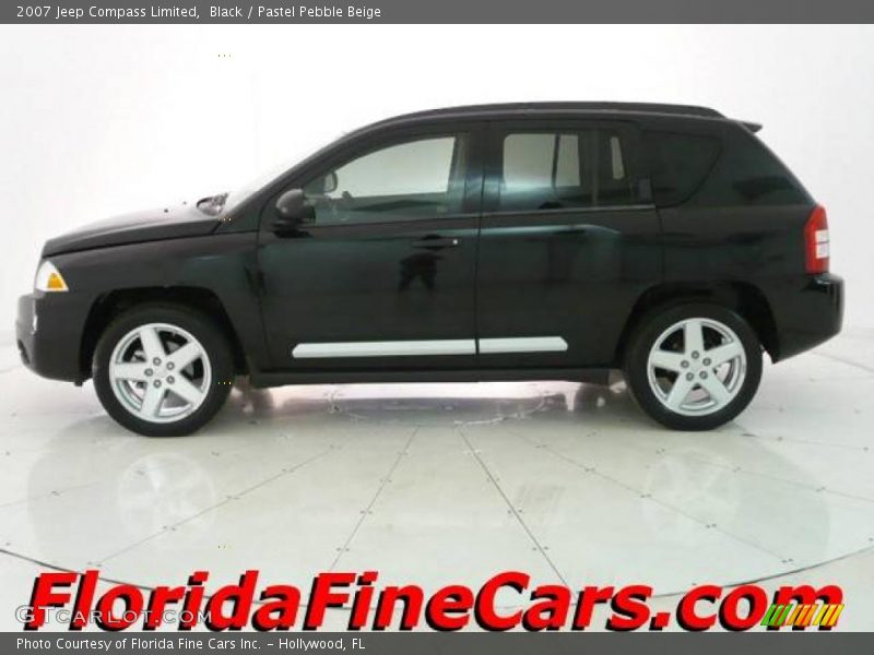 Black / Pastel Pebble Beige 2007 Jeep Compass Limited