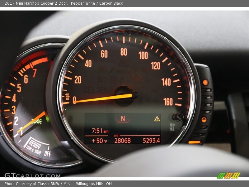 Pepper White / Carbon Black 2017 Mini Hardtop Cooper 2 Door