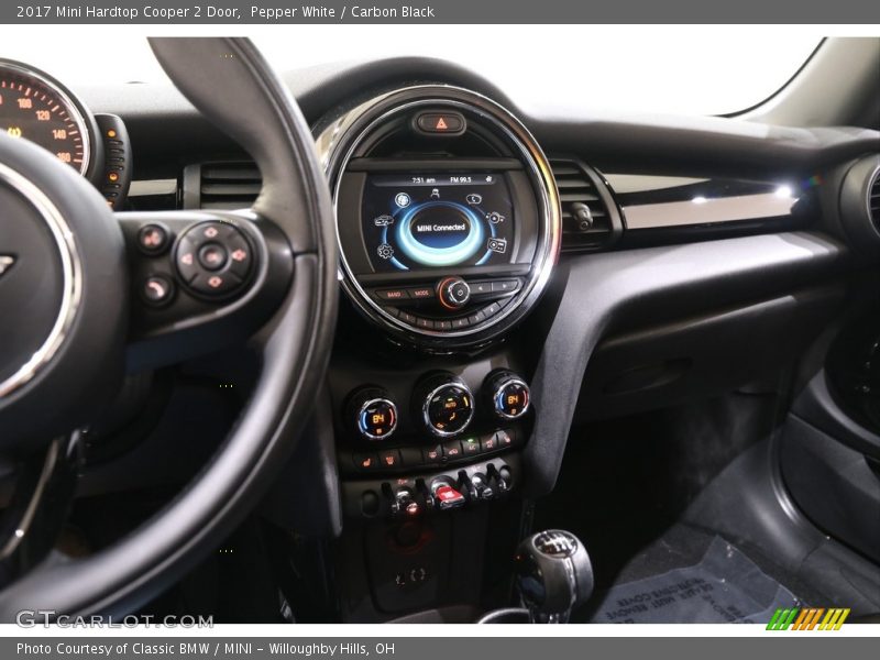 Pepper White / Carbon Black 2017 Mini Hardtop Cooper 2 Door