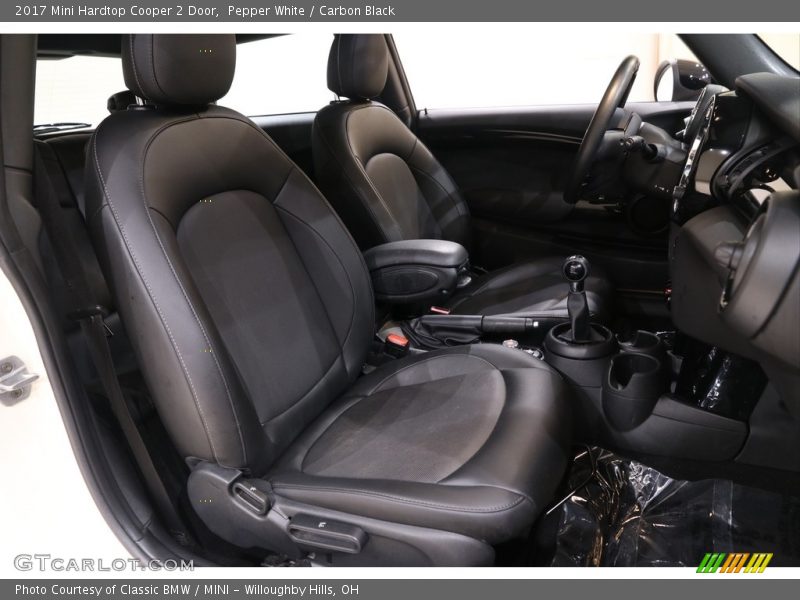 Pepper White / Carbon Black 2017 Mini Hardtop Cooper 2 Door