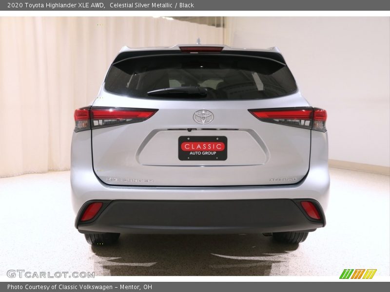 Celestial Silver Metallic / Black 2020 Toyota Highlander XLE AWD