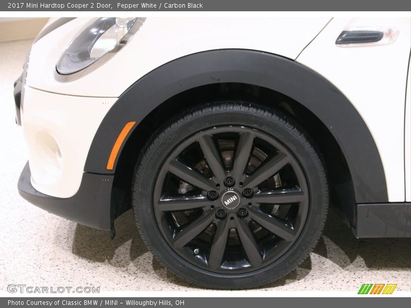 Pepper White / Carbon Black 2017 Mini Hardtop Cooper 2 Door