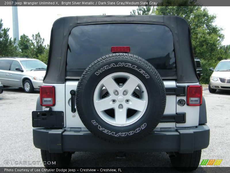 Bright Silver Metallic / Dark Slate Gray/Medium Slate Gray 2007 Jeep Wrangler Unlimited X