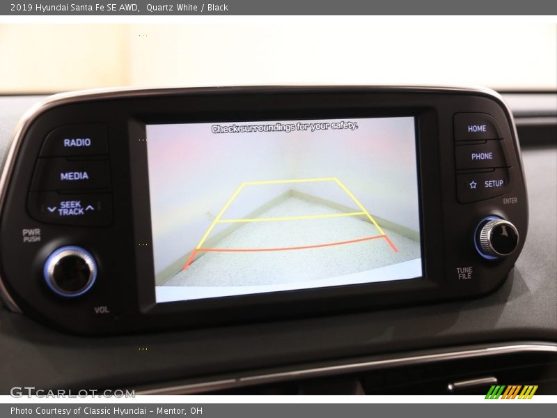 Quartz White / Black 2019 Hyundai Santa Fe SE AWD