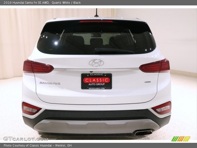 Quartz White / Black 2019 Hyundai Santa Fe SE AWD